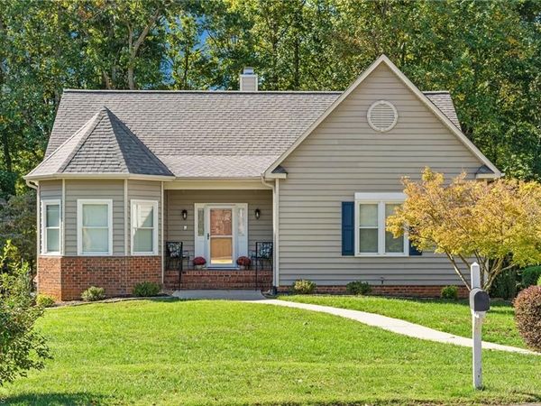 6858 Greenbrook Drive, Clemmons, NC 27012