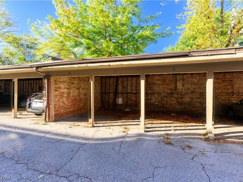 2473 Overlook Road, Unit 8, Cleveland Heights, OH 44106 Photo 20
