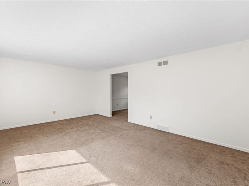 5491 Limerick Avenue NW, North Canton, OH 44720 Photo 12