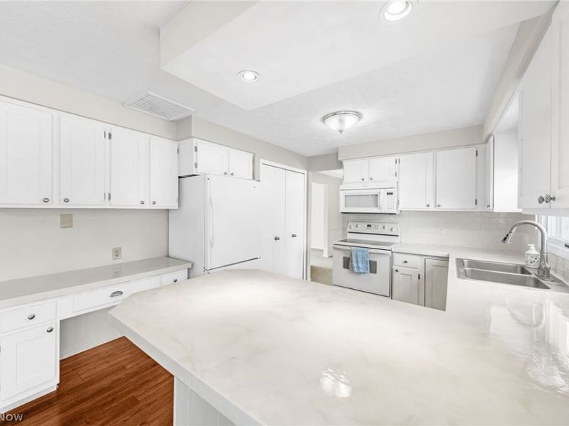 5491 Limerick Avenue NW, North Canton, OH 44720 Photo 16