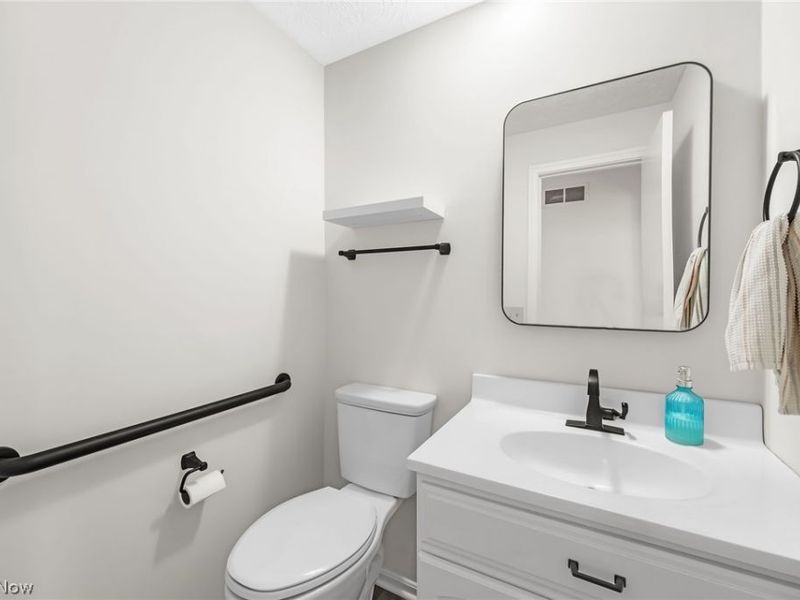 5491 Limerick Avenue NW, North Canton, OH 44720 Photo 24