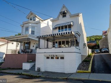 1729 W NORWEGIAN STREET, POTTSVILLE, PA 17901
