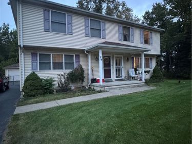 29 Henrietta Avenue , Buffalo, NY 14224
