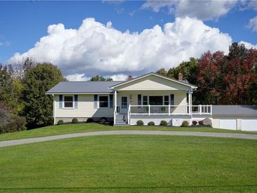 2265 State Route 65, Bloomfield, NY 14469
