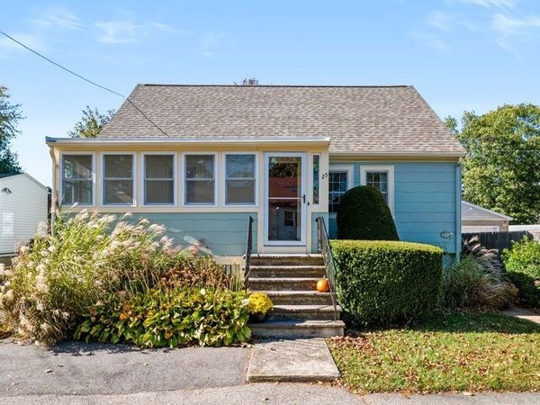25 Hillcrest Ave, Beverly, MA 01915