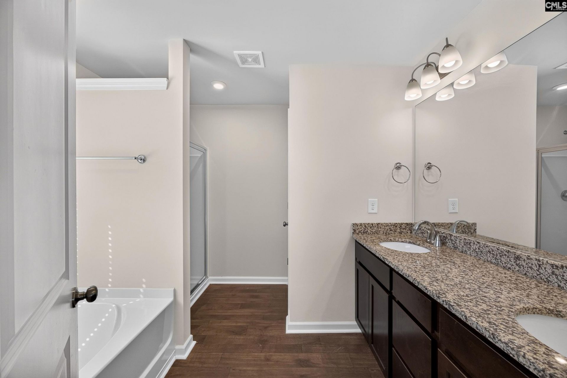1034 Crescent Moon Loop  Photo 13