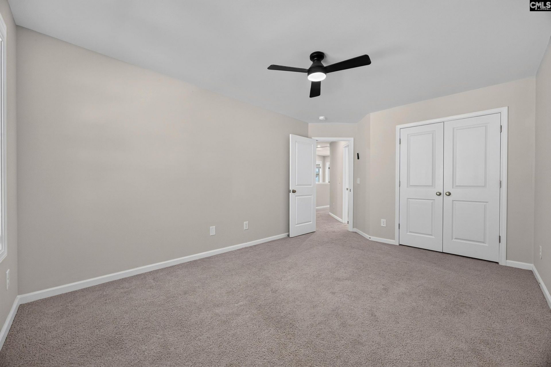 1034 Crescent Moon Loop  Photo 17