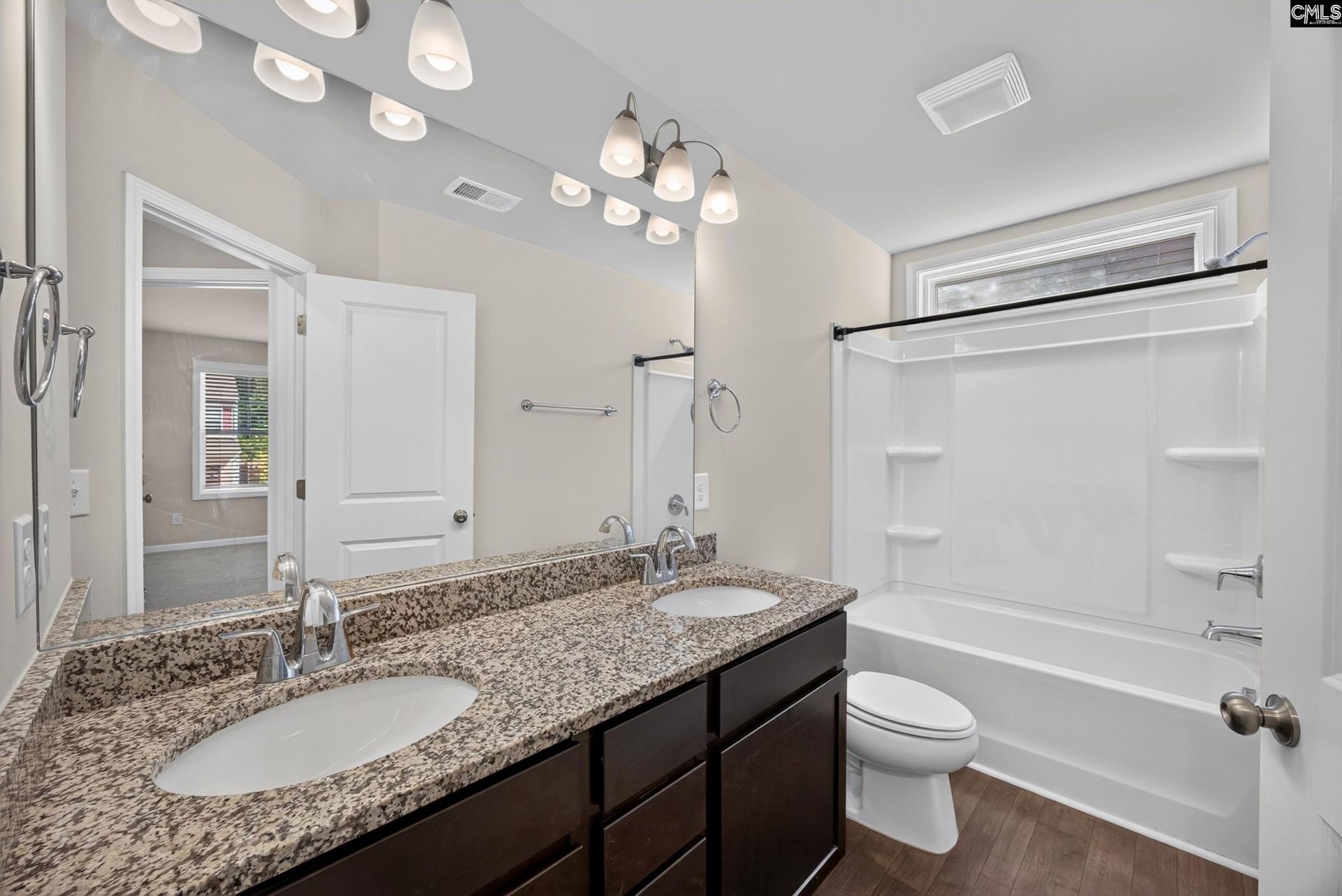 1034 Crescent Moon Loop  Photo 18