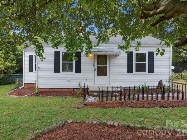 915 Skyway Drive, Kannapolis, NC 28083
