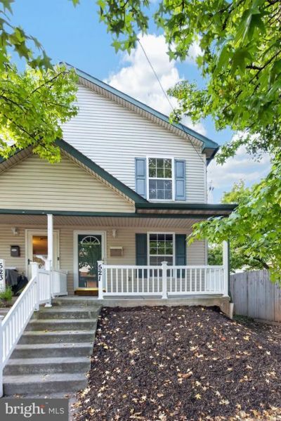521 W CHESTNUT STREET , POTTSTOWN, PA 19464