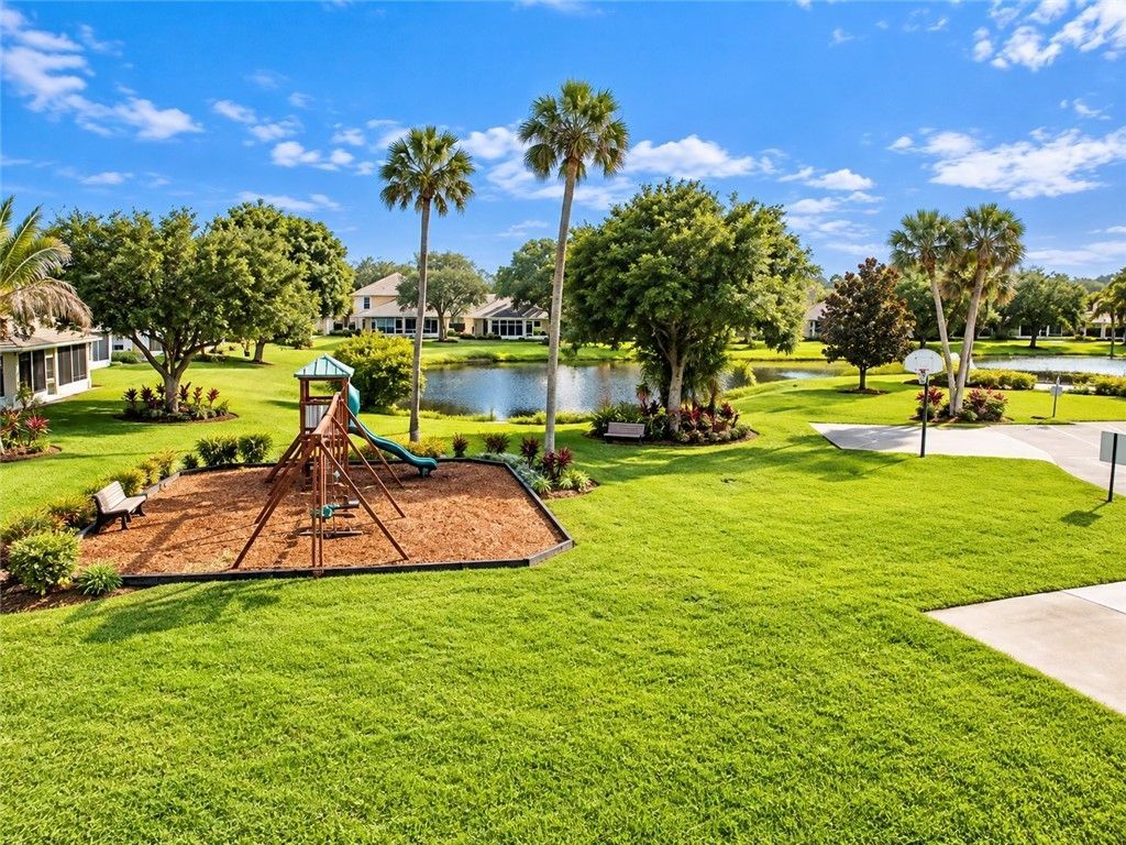 2604 12th Square Sw, Vero Beach, FL 32968 Photo
