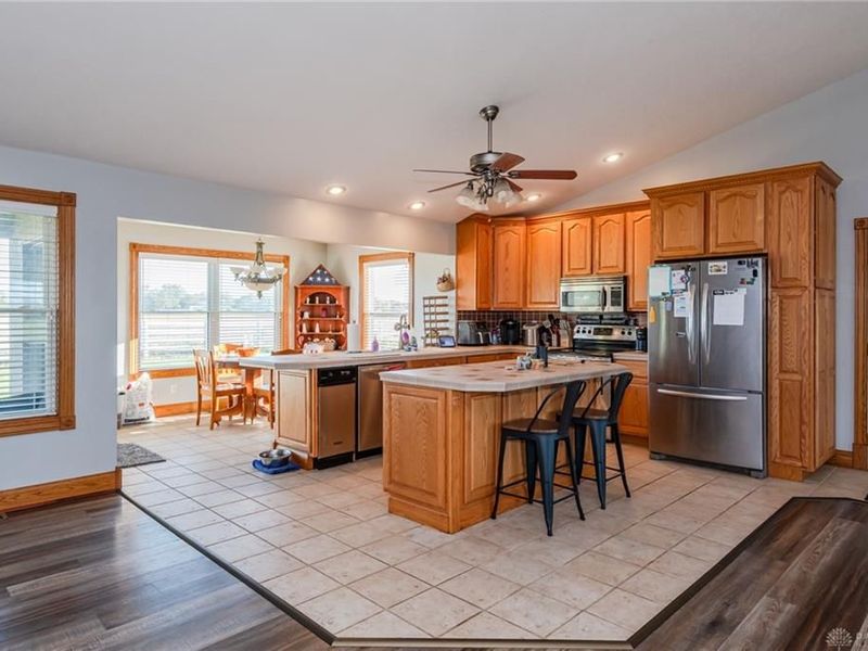 5782 Whispering Wind Drive, Springfield, OH 45504 Photo 13