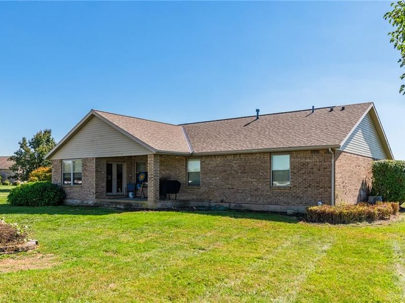 5782 Whispering Wind Drive, Springfield, OH 45504 Photo 41