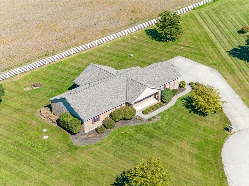 5782 Whispering Wind Drive, Springfield, OH 45504 Photo 46