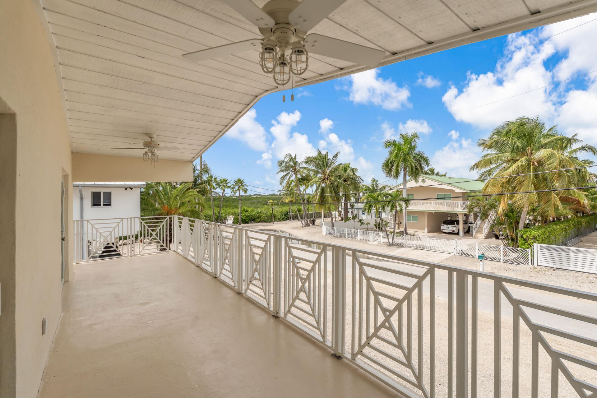 147 S Ocean Shores Drive, Key Largo, FL 33037 Photo
