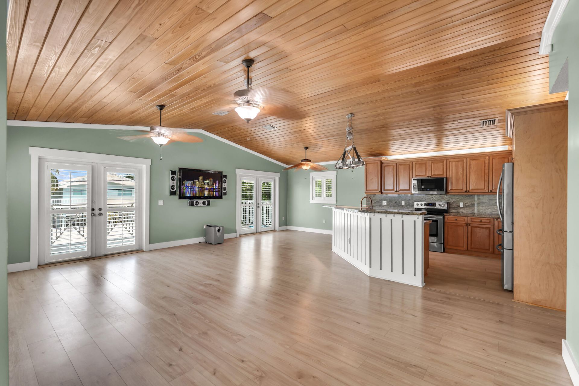 147 S Ocean Shores Drive, Key Largo, FL 33037 Photo