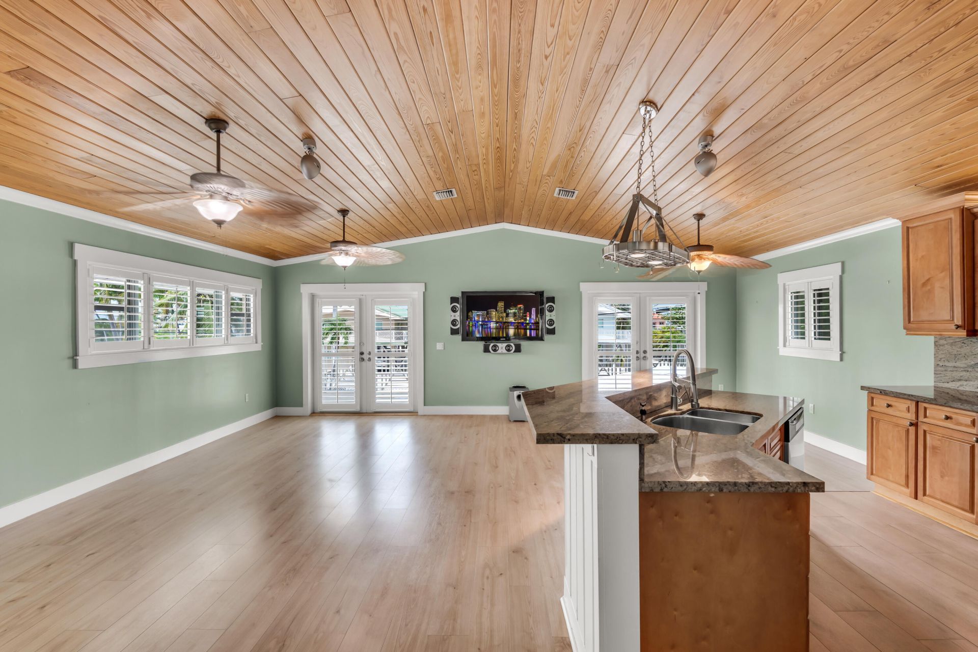147 S Ocean Shores Drive, Key Largo, FL 33037 Photo