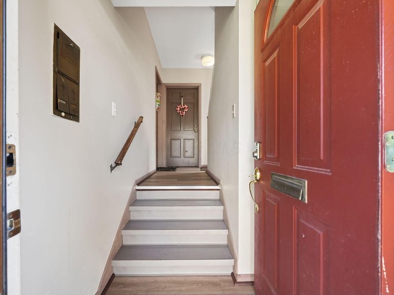 1606 Elmwood Avenue, Columbus, OH 43212 Photo 2