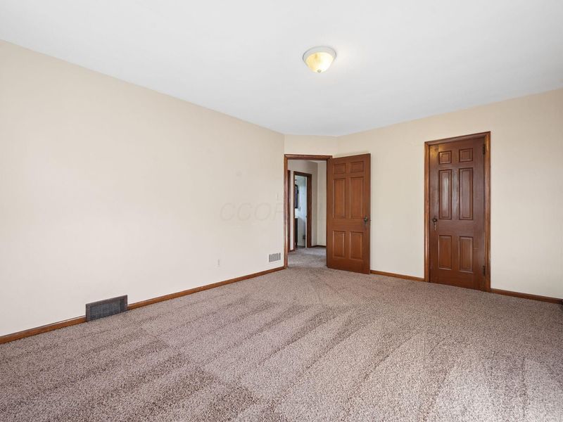 1606 Elmwood Avenue, Columbus, OH 43212 Photo 32