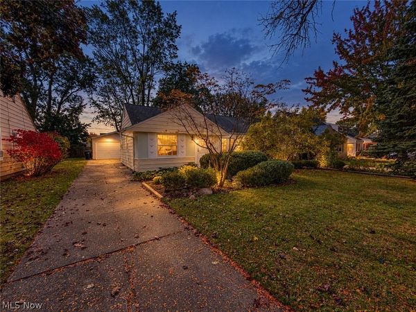 15711 Leigh Ellen Avenue , Cleveland, OH 44135