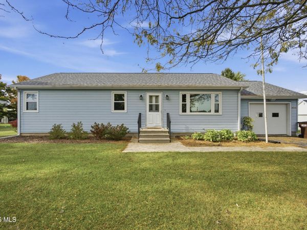 4540 State Route 587, New Riegel, OH 44853