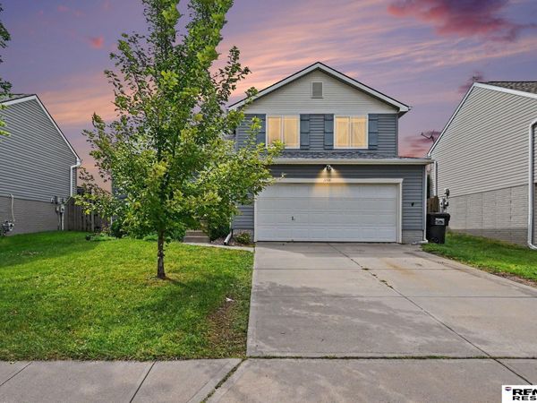 5816 S 193 Street, Omaha, NE 68135