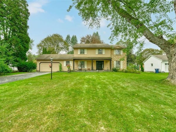 16 Kitty Hawk Drive , Pittsford, NY 14534