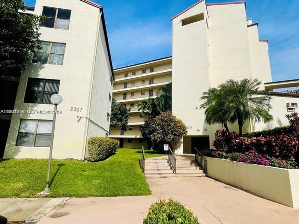 2309 S Cypress Bend Dr , Unit 113C, Pompano Beach, FL 33069