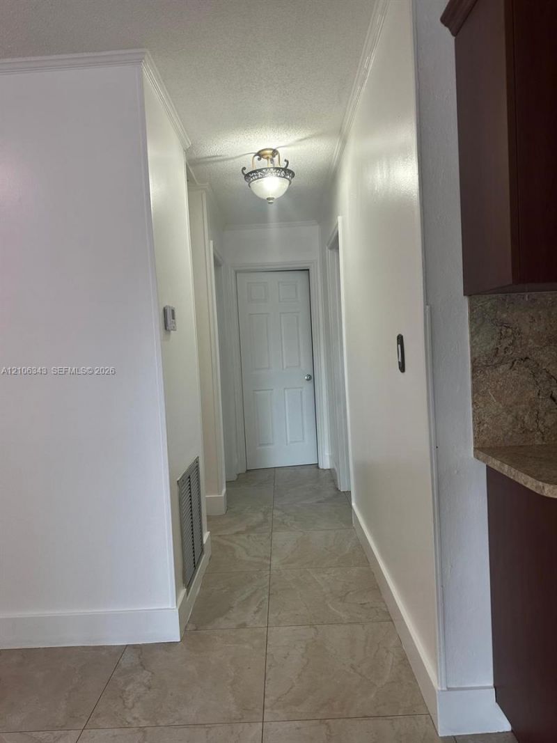 2500 W 8th Ln, Hialeah, FL 33010 Photo