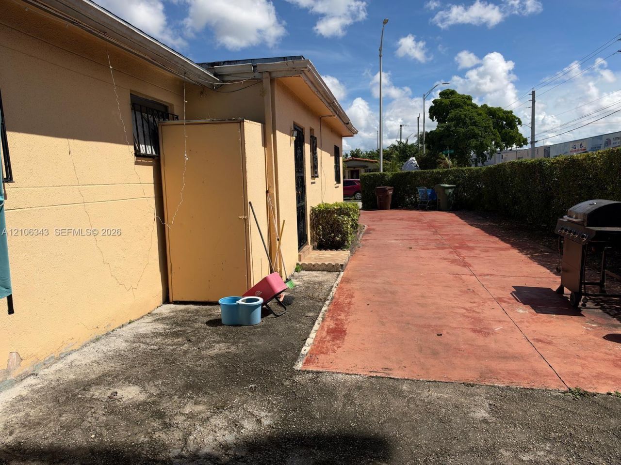 2500 W 8th Ln, Hialeah, FL 33010 Photo
