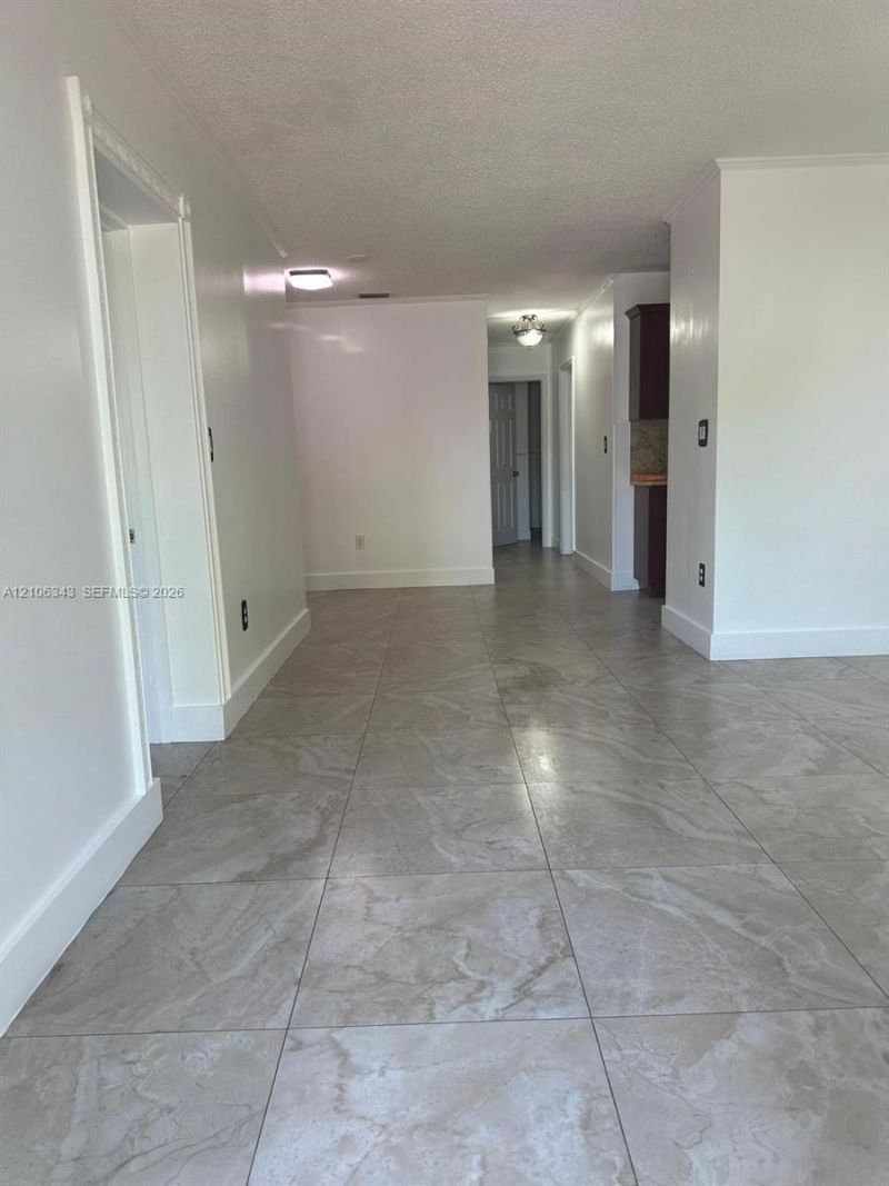 2500 W 8th Ln, Hialeah, FL 33010 Photo
