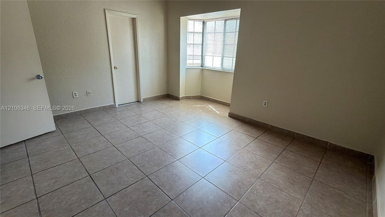 1445 SW 122nd Ave, Unit 1-14, Miami, FL 33184 Photo