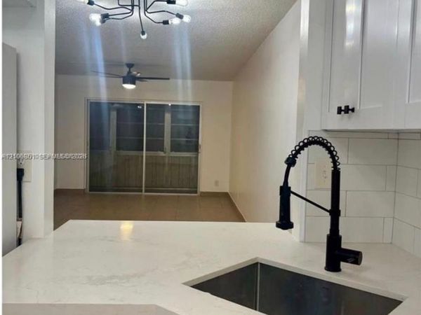 1801 NW 75th Ave , Unit 304, Plantation, FL 33313