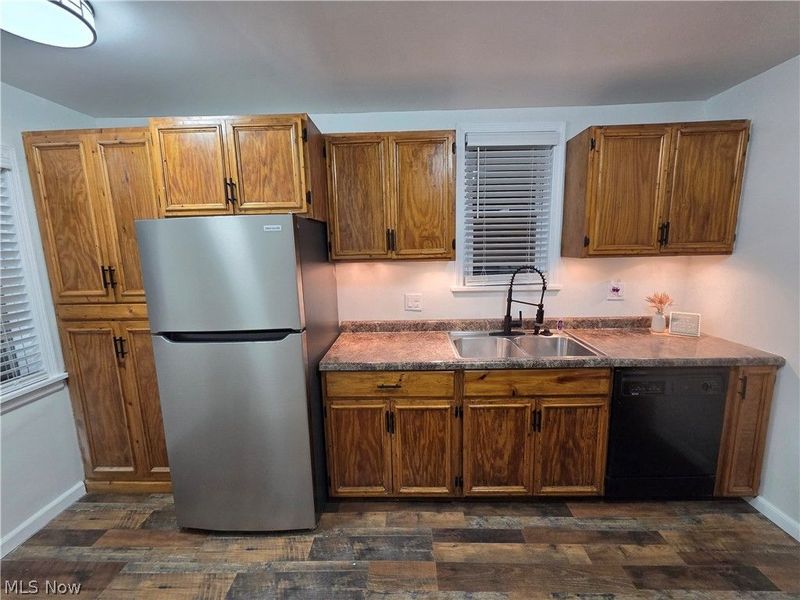 464 E 250th Street, Euclid, OH 44132 Photo 17