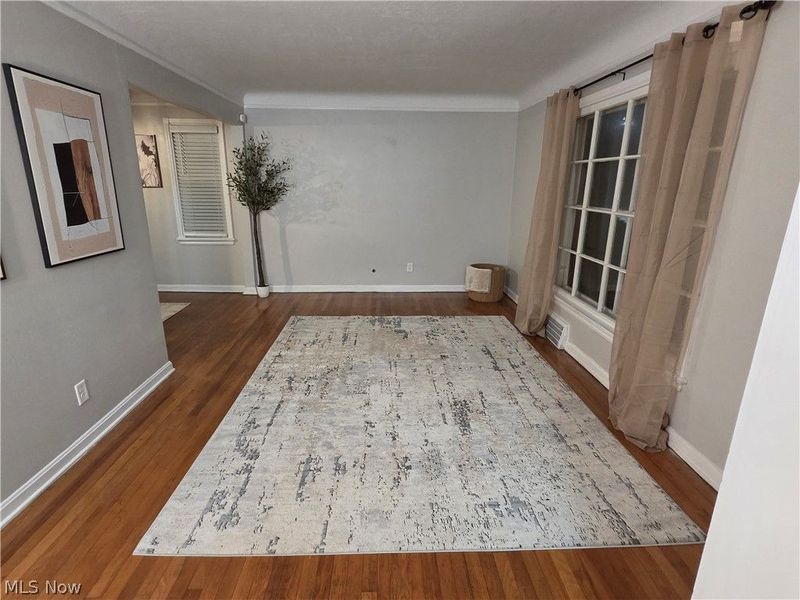 464 E 250th Street, Euclid, OH 44132 Photo 3