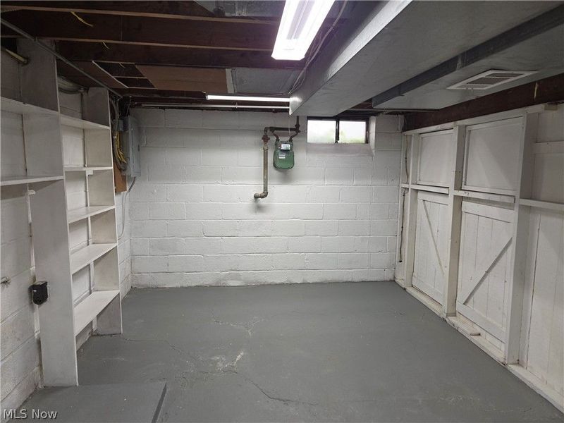 464 E 250th Street, Euclid, OH 44132 Photo 36