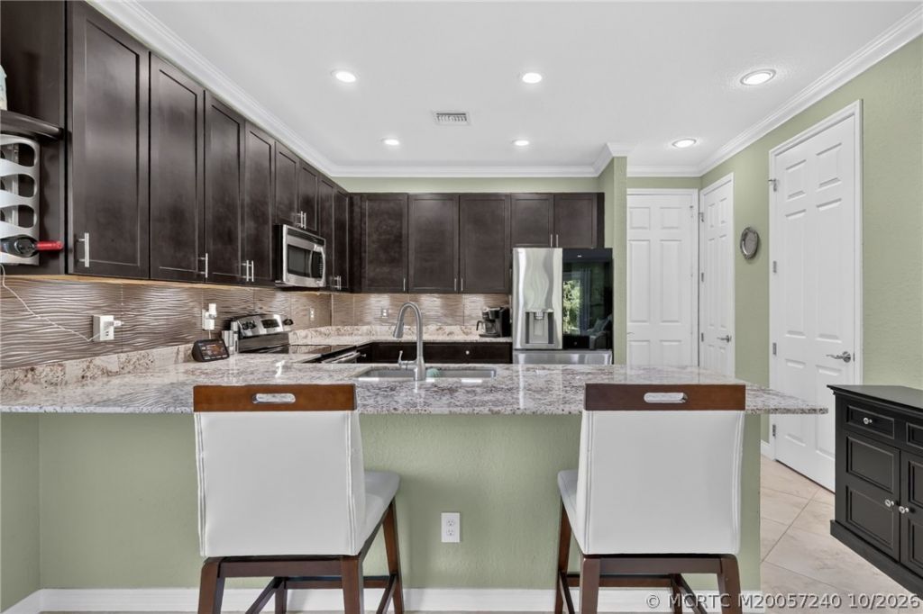 615 SW Glen Crest Way , Stuart, FL 34997 Photo