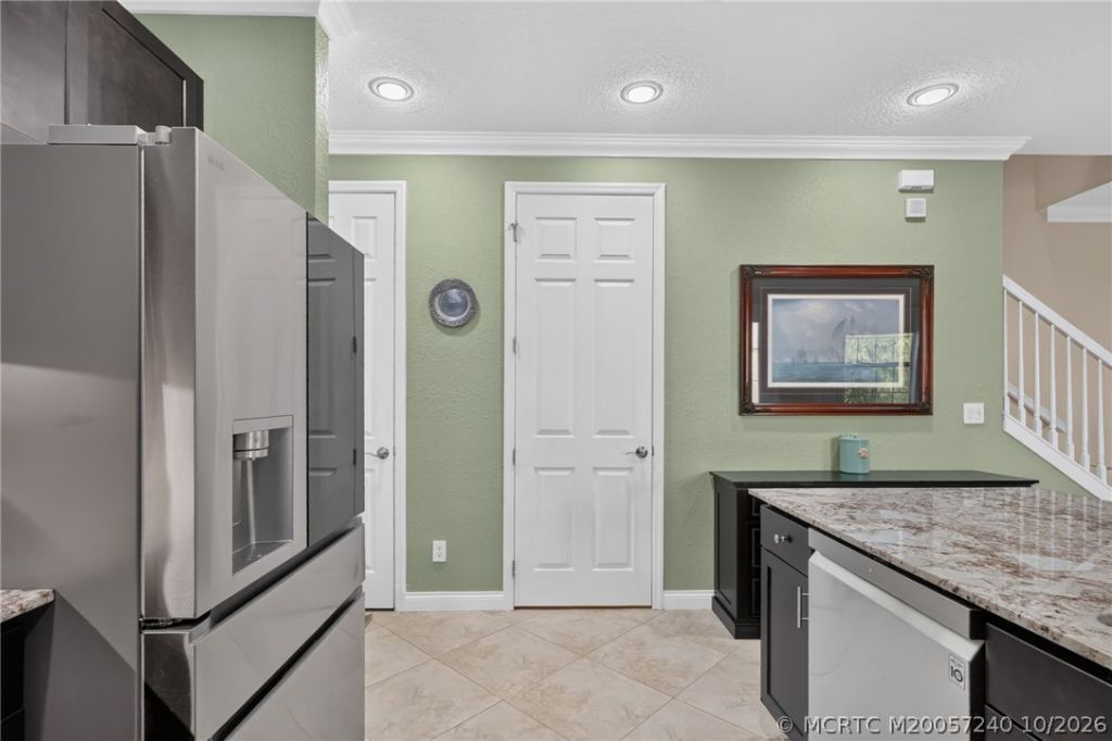 615 SW Glen Crest Way , Stuart, FL 34997 Photo