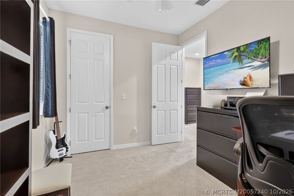 615 SW Glen Crest Way , Stuart, FL 34997 Photo
