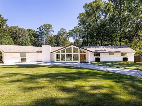 5865 Long Island Drive NW, Sandy Springs, GA 30328
