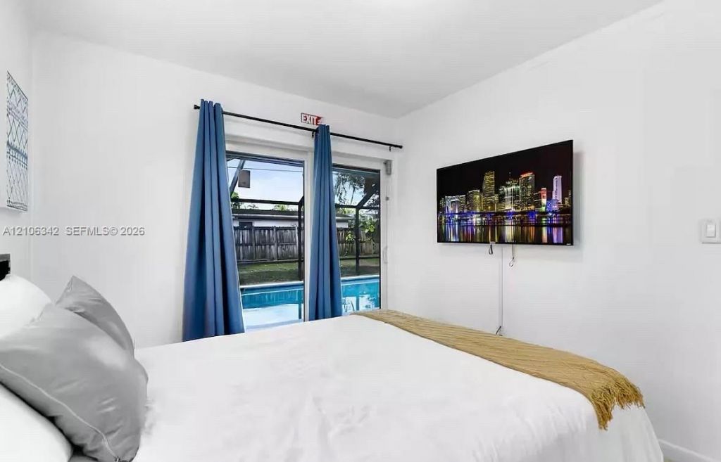 6291 Harding St , Hollywood, FL 33024 Photo