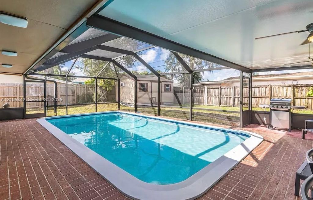 6291 Harding St , Hollywood, FL 33024 Photo