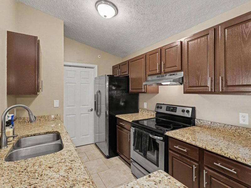 2340 Sawmill Court, Unit 310, Burlington, KY 41005 Photo 5