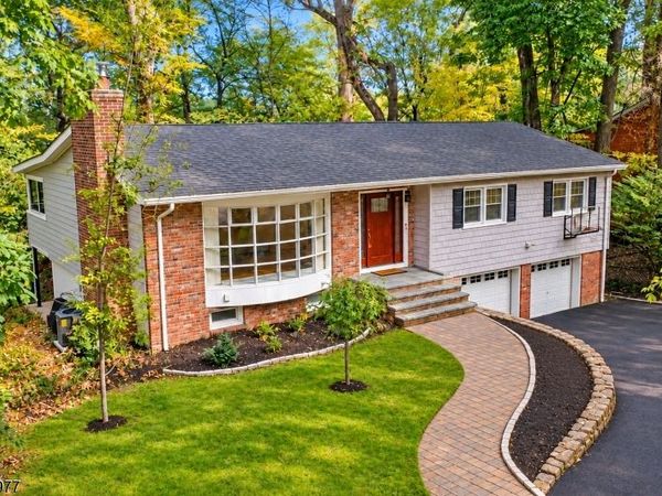 37 Mea Dr, Berkeley Heights, NJ 07922