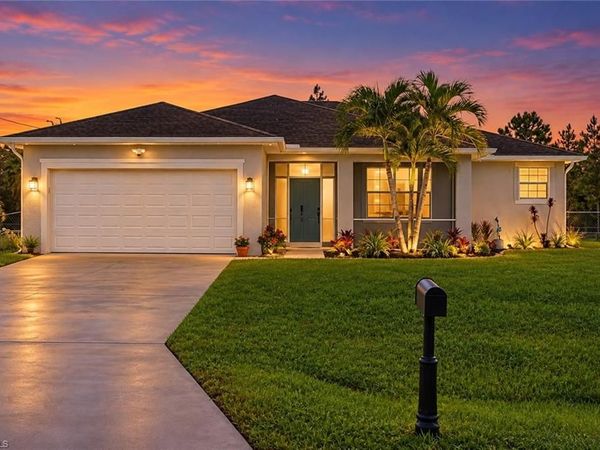 1116 Thompson AVE , LEHIGH ACRES, FL 33972
