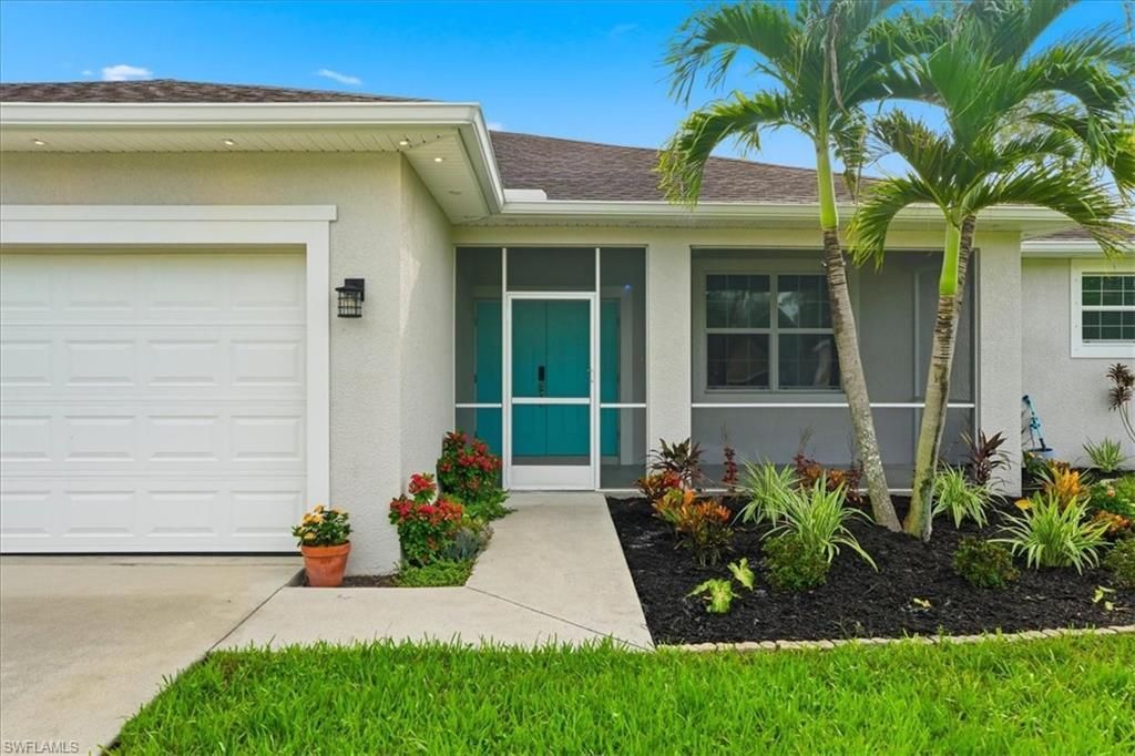 1116 Thompson Ave, Lehigh Acres, FL 33972 Photo