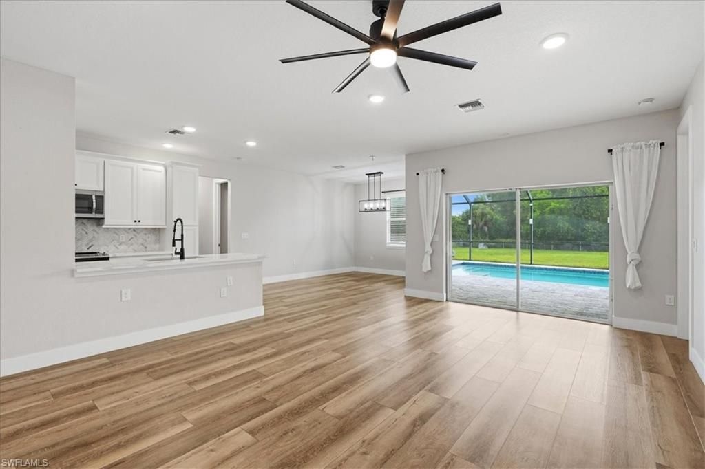 1116 Thompson Ave, Lehigh Acres, FL 33972 Photo
