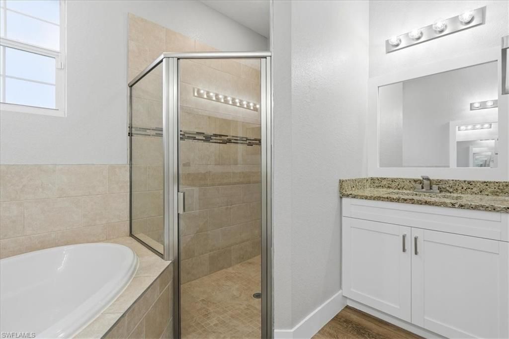 1116 Thompson Ave, Lehigh Acres, FL 33972 Photo