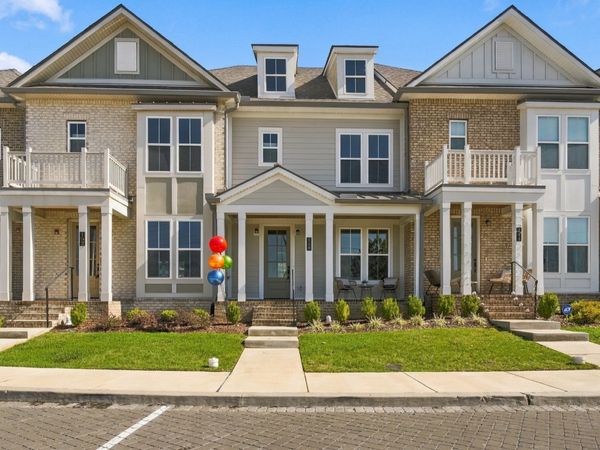 148 Nearwater Place , Hendersonville, TN 37075