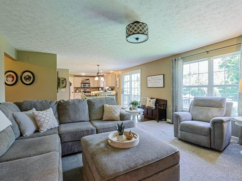 77 Sycamore Glen Drive, Union Township, OH 45177 Photo 14